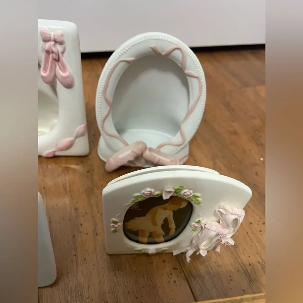 ⚡EVERYTHING MUST GO⚡ Vintage ballerina picture frame collection